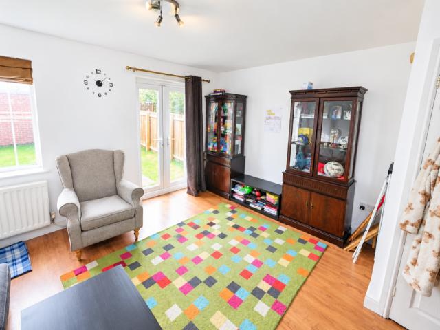 2 bedroom terraced house to rent