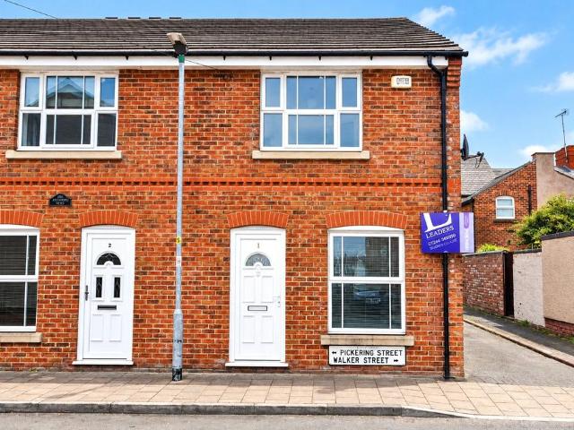 2 bedroom terraced house to rent
