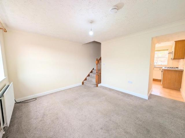 2 bedroom terraced house to rent