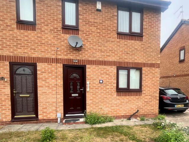 2 bedroom terraced house to rent