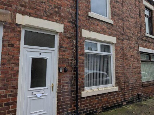 2 bedroom terraced house to rent