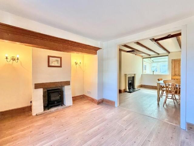 2 bedroom terraced house to rent