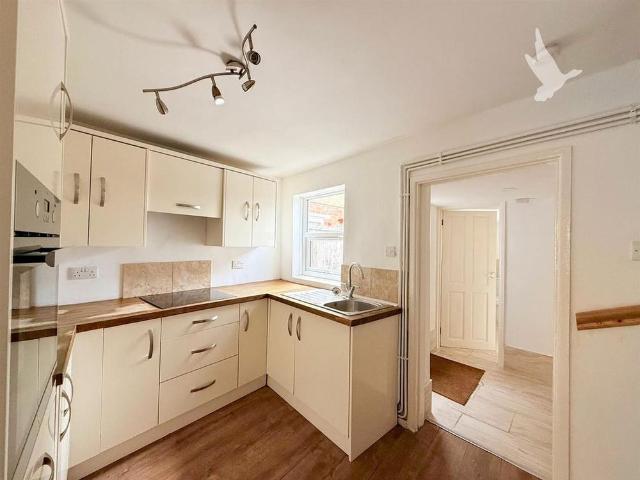 2 bedroom terraced house to rent