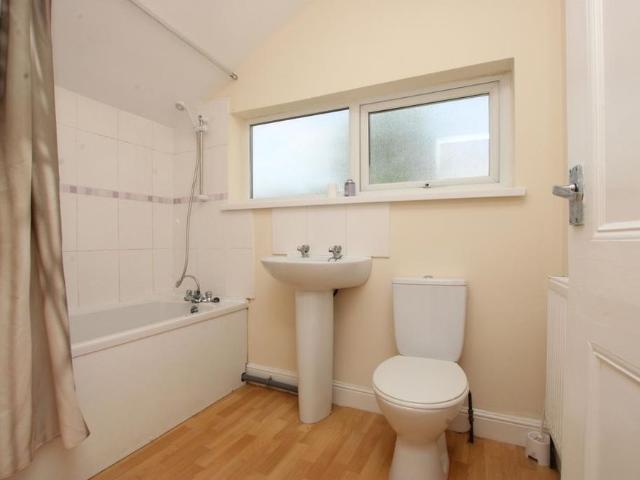 3 bedroom terraced house to rent