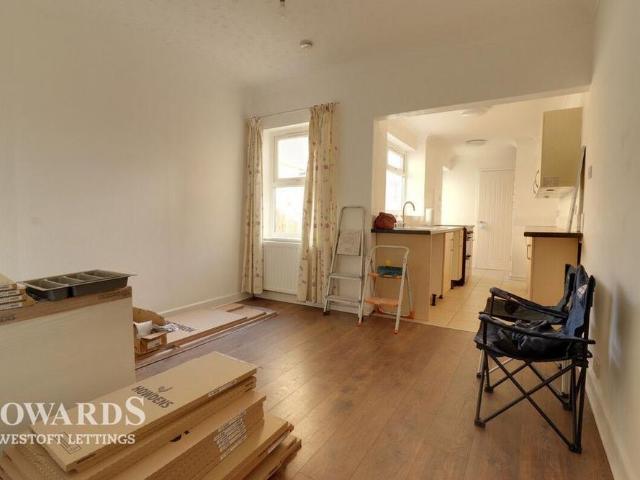 2 bedroom terraced house to rent