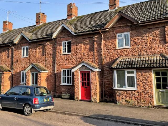 2 bedroom terraced house to rent