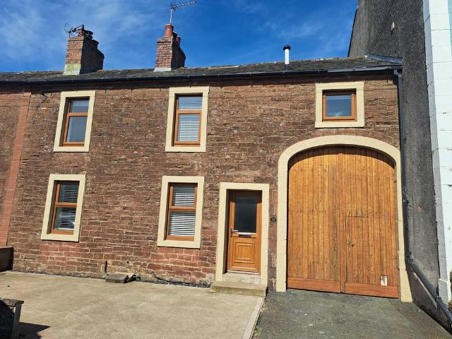 2 bedroom terraced house to rent