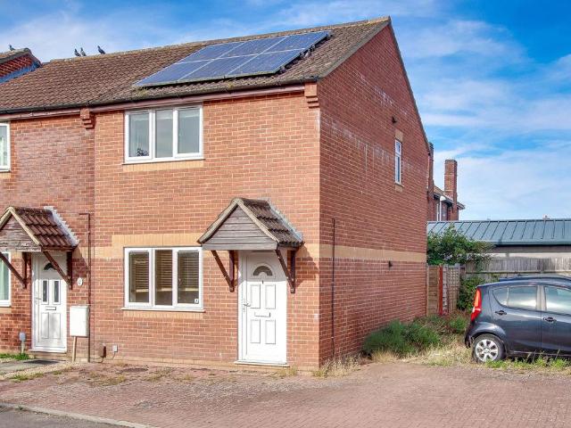 2 bedroom terraced house to rent