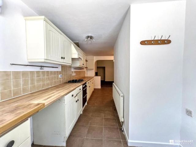 2 bedroom terraced house to rent