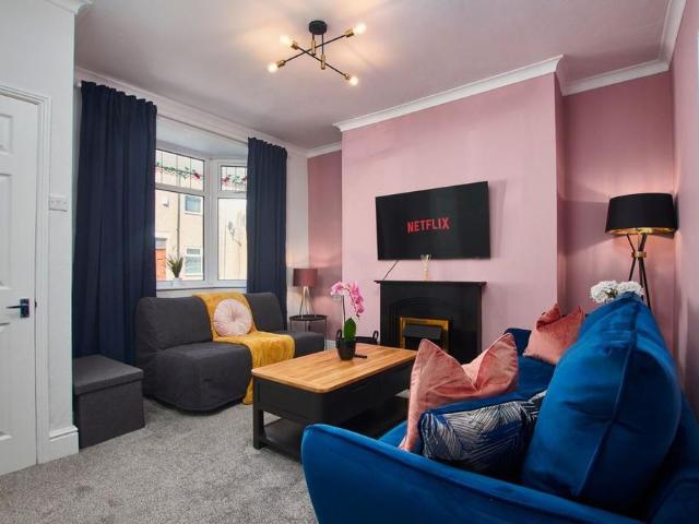 2 bedroom terraced house to rent