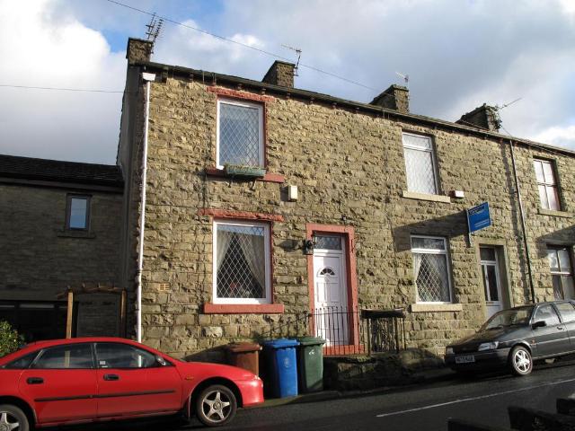 2 bedroom terraced house to rent
