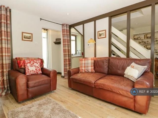 2 bedroom terraced house to rent
