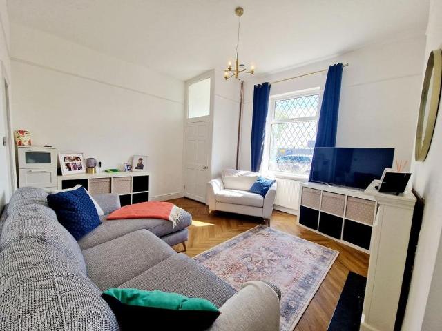 2 bedroom terraced house to rent