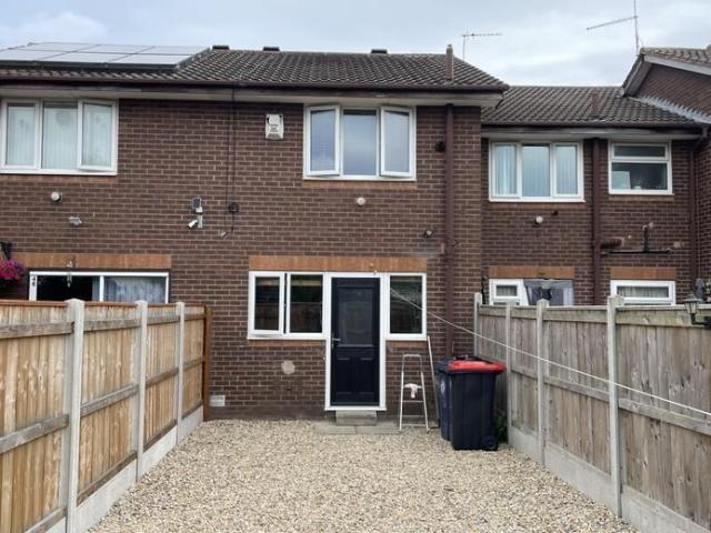 2 bedroom terraced house to rent