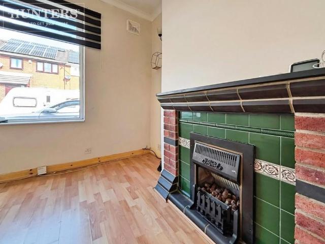 2 bedroom terraced house to rent