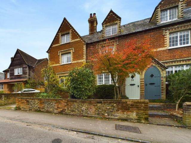 2 bedroom terraced house to rent
