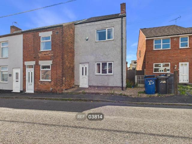 2 bedroom terraced house to rent