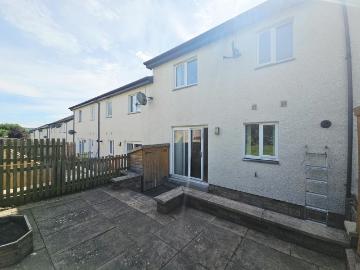2 bedroom terraced house to rent