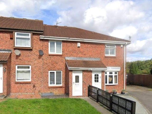 2 bedroom terraced house to rent
