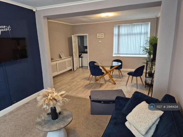 2 bedroom terraced house to rent