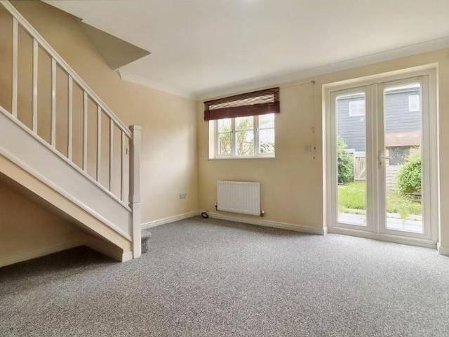 2 bedroom terraced house to rent
