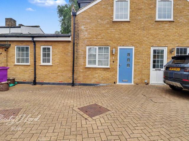 2 bedroom terraced house to rent