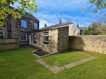 2 bedroom terraced house to rent