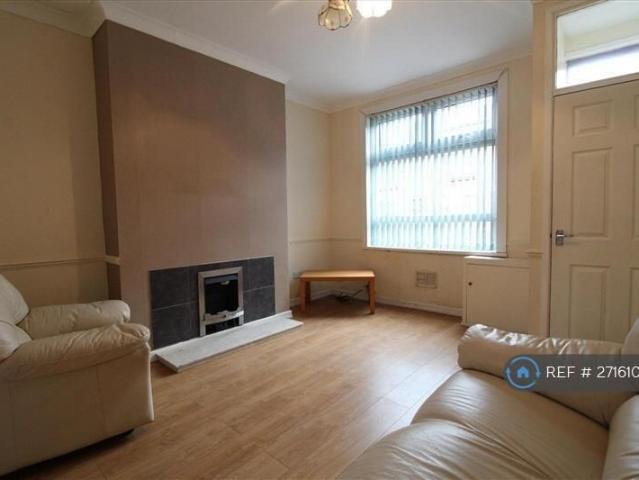2 bedroom terraced house to rent