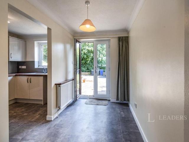 2 bedroom terraced house to rent