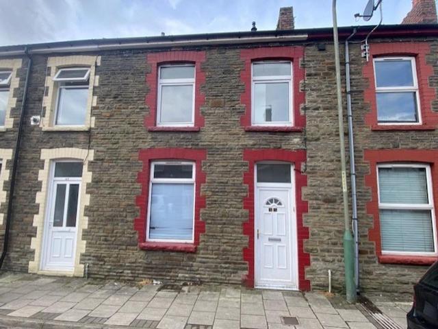 2 bedroom terraced house to rent