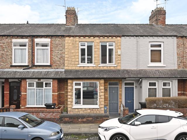 2 bedroom terraced house to rent