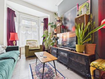 2 bedroom terraced house to rent