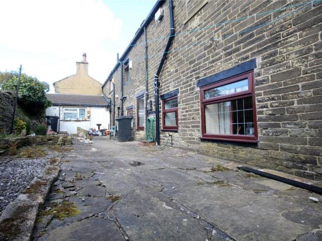 2 bedroom terraced house to rent