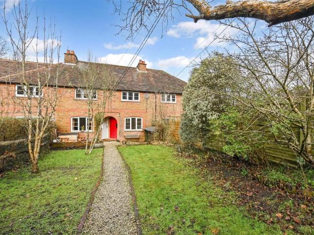 2 bedroom terraced house to rent