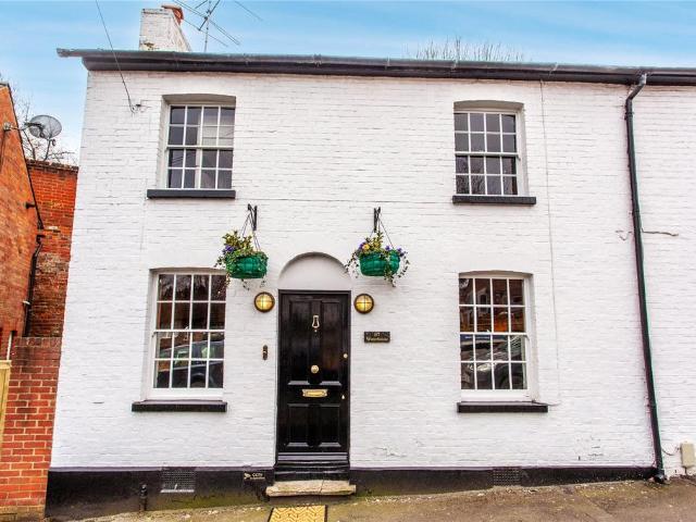2 bedroom terraced house to rent