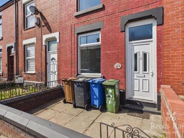 2 bedroom terraced house to rent
