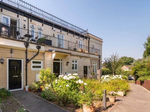2 bedroom terraced house to rent