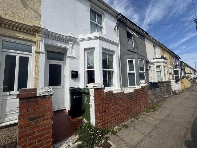 2 bedroom terraced house to rent