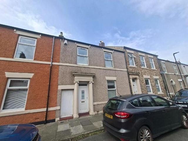 2 bedroom terraced house to rent