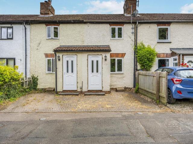 2 bedroom terraced house to rent