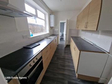 2 bedroom terraced house to rent