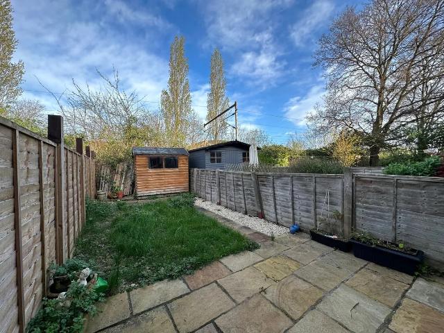 2 bedroom terraced house to rent