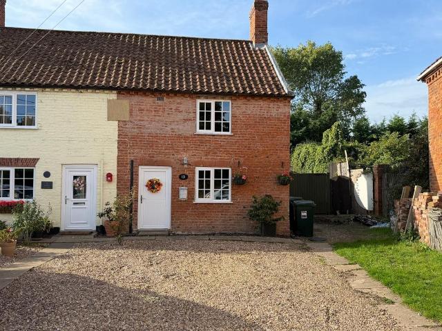 2 bedroom terraced house to rent