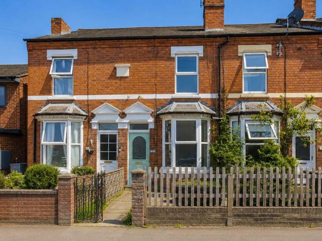 2 bedroom terraced house to rent