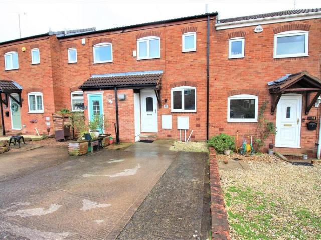 2 bedroom terraced house to rent