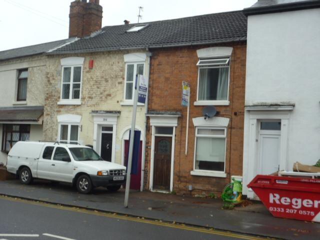 2 bedroom terraced house to rent