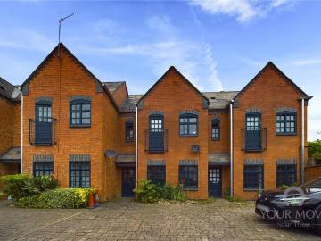 2 bedroom terraced house to rent