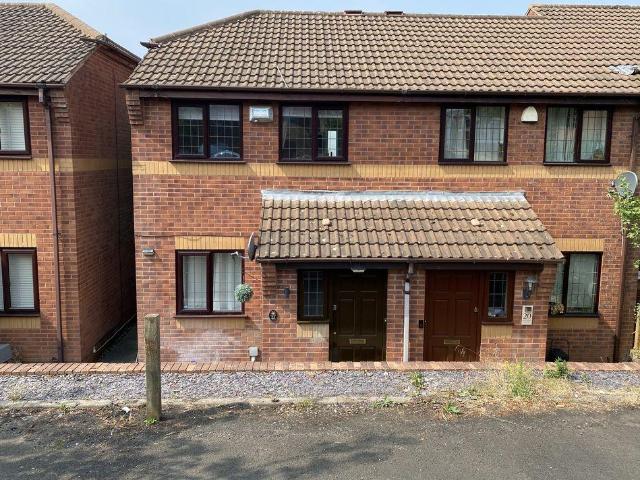 2 bedroom terraced house to rent