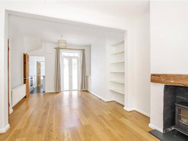 2 bedroom terraced house to rent