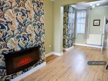 2 bedroom terraced house to rent